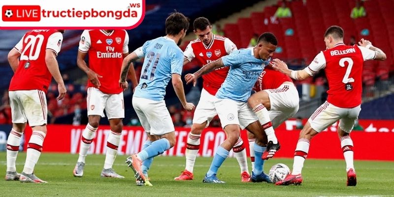 Thời cơ vàng và khoảnh khắc Arsenal tự đánh mất mình