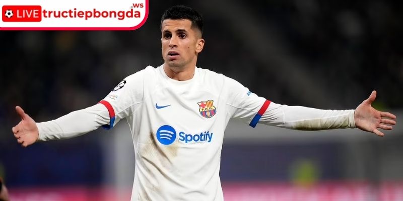 Thương vụ Cancelo và cú xoay chiều khó hiểu